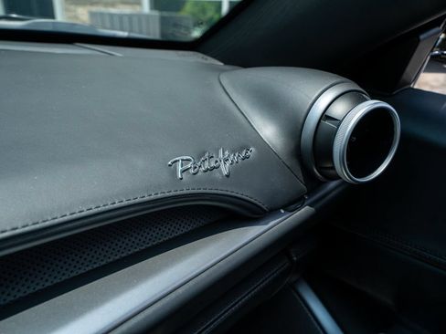 Used 2019 Ferrari Portofino RWD image 45