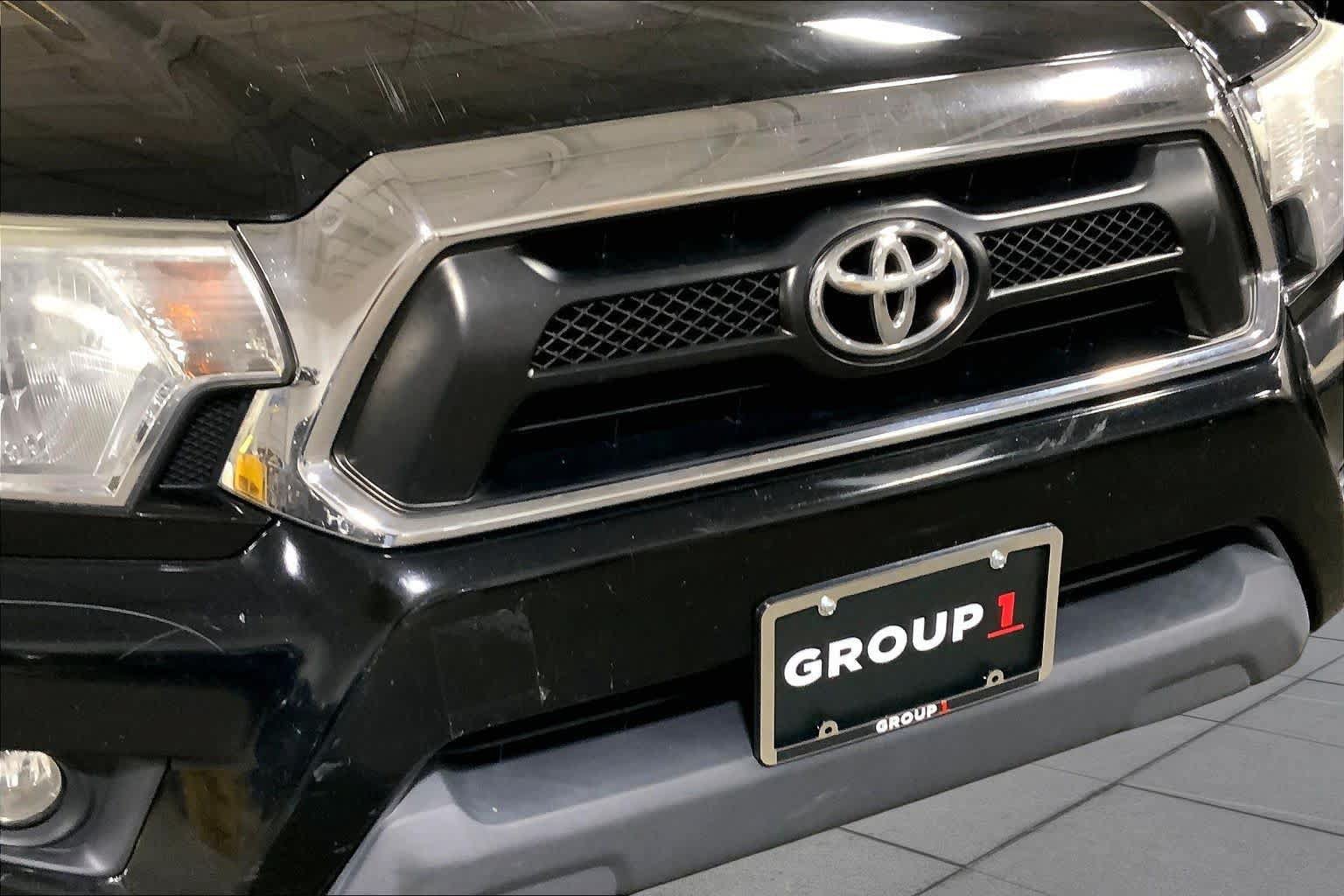 Used 2015 Toyota Tacoma 4x4 Double Cab w/ SR5 Package image 29