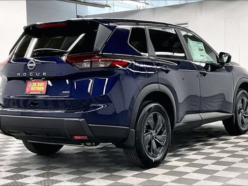 New 2026 Nissan Rogue SV AWD/4WD image 16