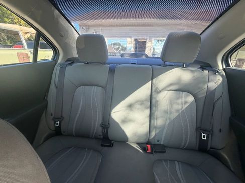 Used 2016 Chevrolet Sonic LT FWD image 11