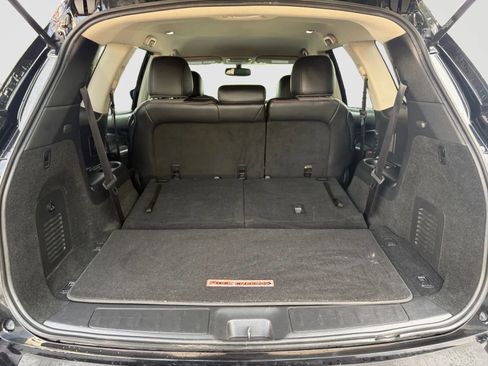 Used 2019 Nissan Pathfinder SV w/ Rock Creek Edition AWD/4WD image 16