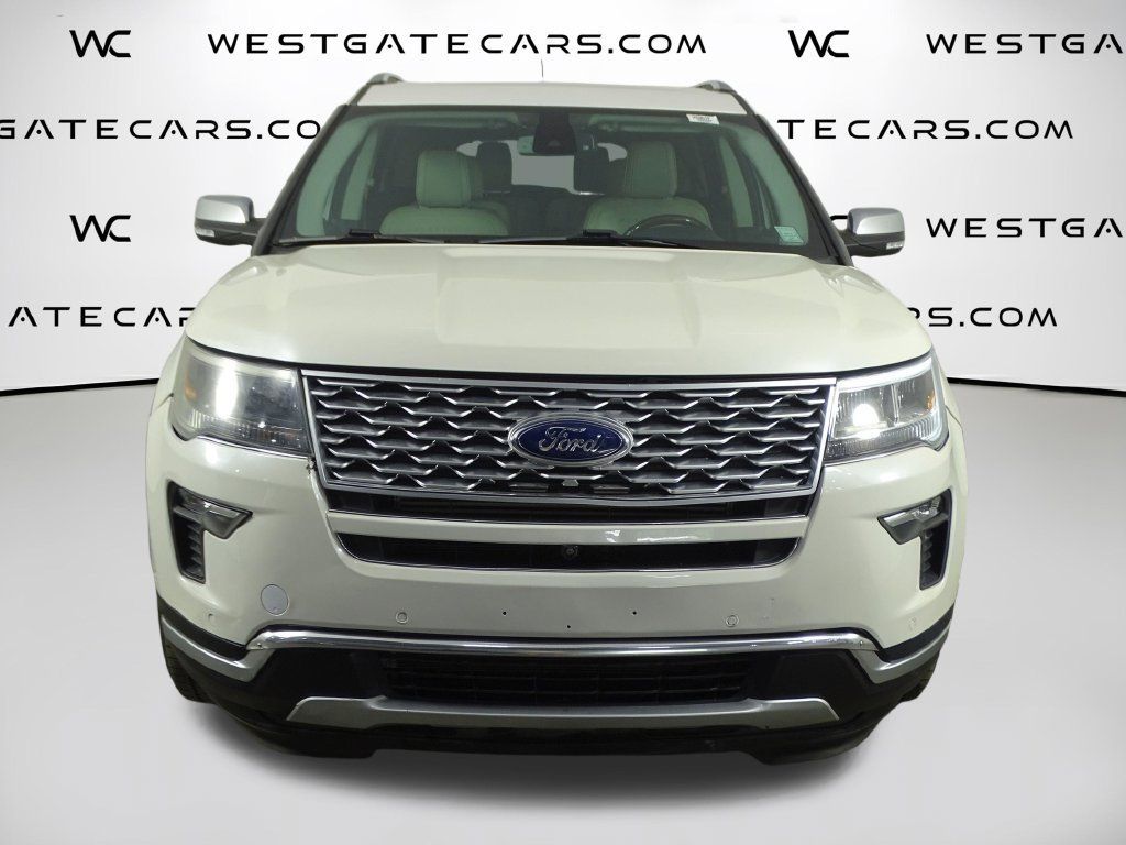 Used 2018 Ford Explorer Platinum AWD/4WD image 2