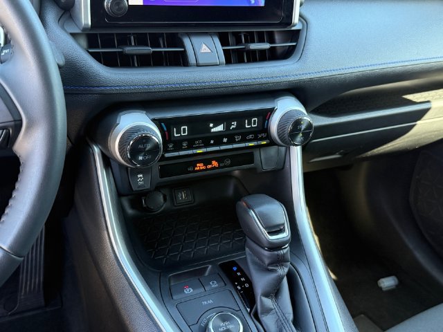 Used 2023 Toyota RAV4 SE AWD/4WD image 19