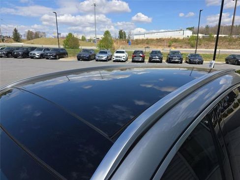 New 2026 Mercedes-Benz GLC 300 4MATIC image 12