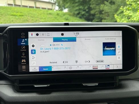 New 2025 Jeep Gladiator Sport image 23