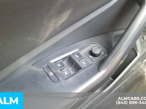 Used 2025 Volkswagen Jetta S FWD image 31
