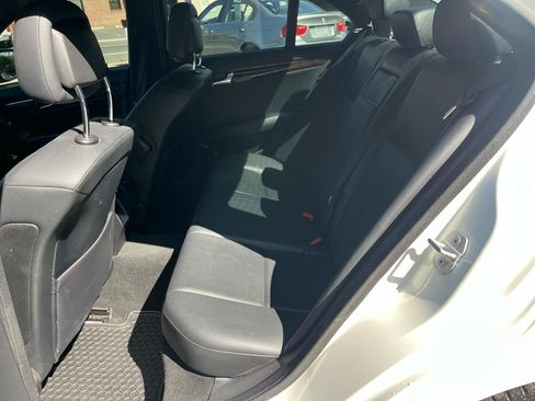 Used 2009 Mercedes-Benz C 300 4MATIC Sedan image 20
