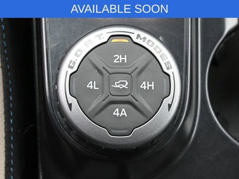 Used 2024 Ford Bronco Wildtrak AWD/4WD image 27