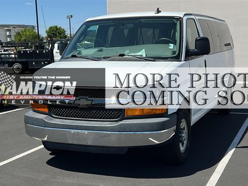 Used 2016 Chevrolet Express 3500 LT w/ LT Preferred Equipment Group RWD image 1