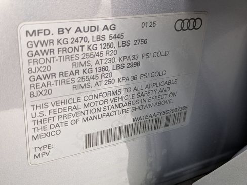 Used 2025 Audi Q5 2.0T Premium Plus w/ Premium Plus Package AWD/4WD image 17