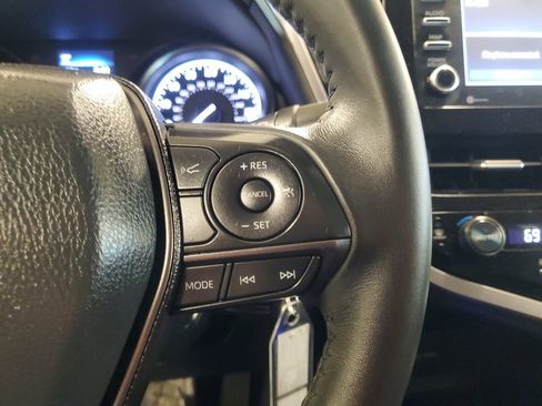 Used 2024 Toyota Camry SE image 21