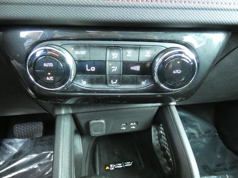Certified 2024 Chevrolet TrailBlazer RS w/ Convenience Package AWD/4WD image 24
