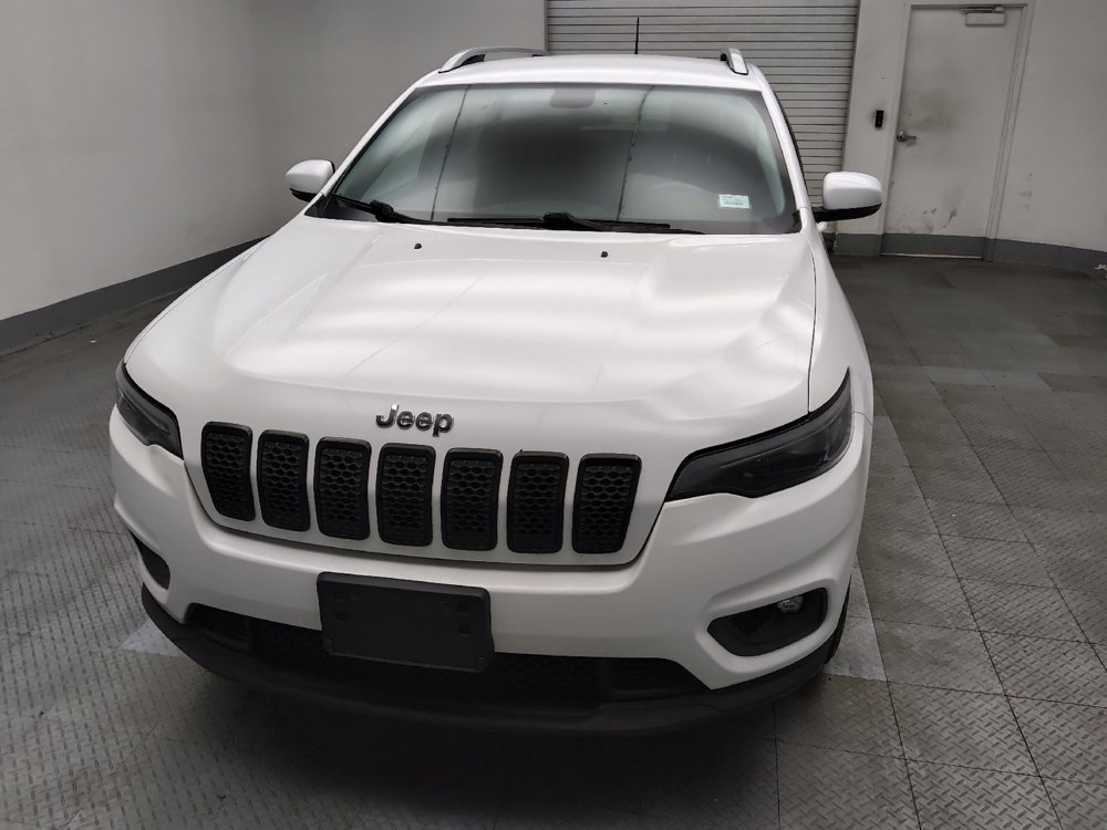 Used 2019 Jeep Cherokee Latitude Plus w/ Cold Weather Group AWD/4WD image 15