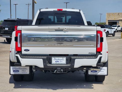 New 2026 Ford F450 Platinum w/ Platinum Plus Package image 8