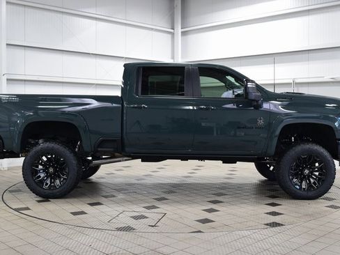 New 2025 Chevrolet Silverado 2500 LT w/ Trail Boss Package image 9