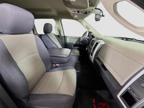Used 2012 RAM 1500 Big Horn w/ Luxury Group image 17