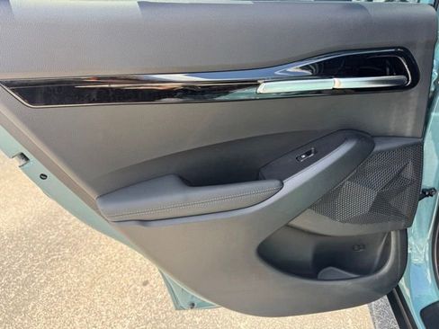 Certified 2024 Kia Seltos EX FWD image 10