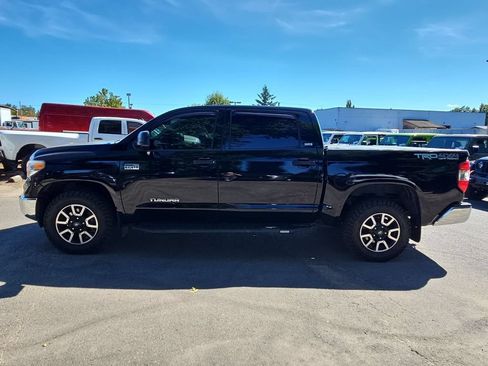 Used 2016 Toyota Tundra SR5 w/ TRD Off Road Package AWD/4WD image 4