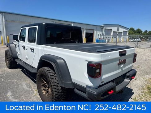 Used 2024 Jeep Gladiator Rubicon w/ Convenience Group AWD/4WD image 4