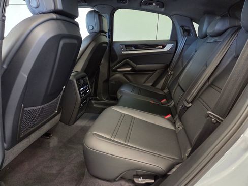 New 2026 Porsche Cayenne S AWD/4WD image 11