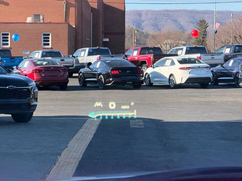 Used 2024 Buick Enclave Premium image 18