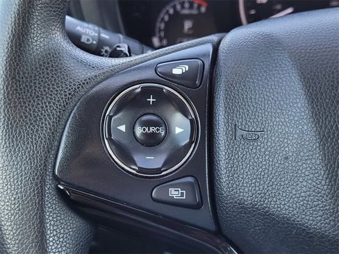 Used 2022 Honda HR-V EX image 12