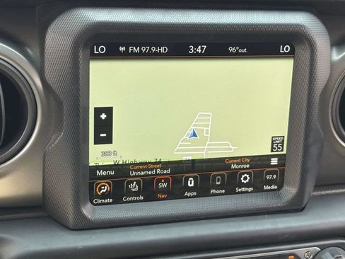Used 2023 Jeep Wrangler Unlimited w/ Cold Weather Group AWD/4WD image 12