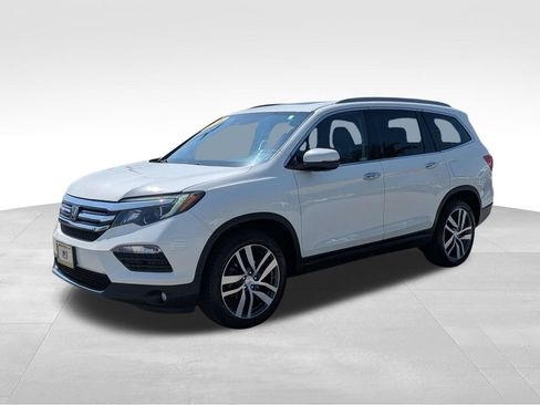 Used 2018 Honda Pilot Elite image 7