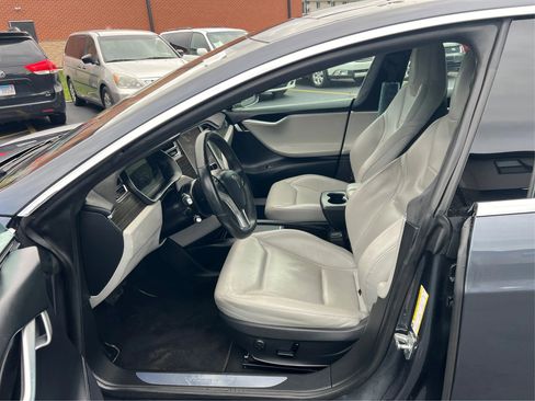 Used 2015 Tesla Model S 70D image 10