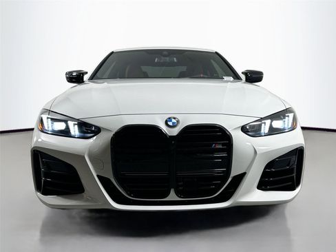 New 2026 BMW M440i Coupe w/ Premium Package RWD image 2