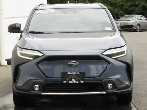 Used 2025 Subaru Solterra AWD/4WD image 3