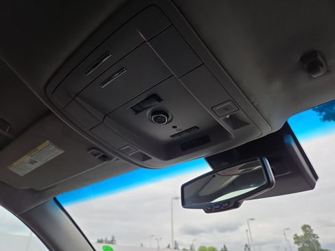 Used 2019 Chevrolet Tahoe LT AWD/4WD image 14