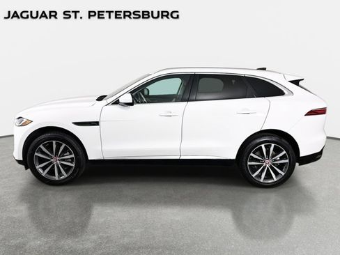 Used 2023 Jaguar F-PACE S image 8