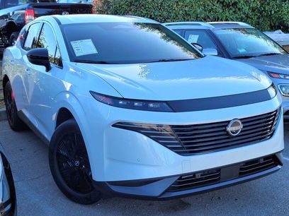 Used 2025 Nissan Murano SV