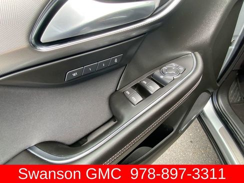 Certified 2025 Buick Envision Sport Touring AWD/4WD image 22