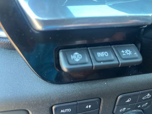 Used 2024 Chevrolet Silverado 2500 High Country w/ Technology Package image 14