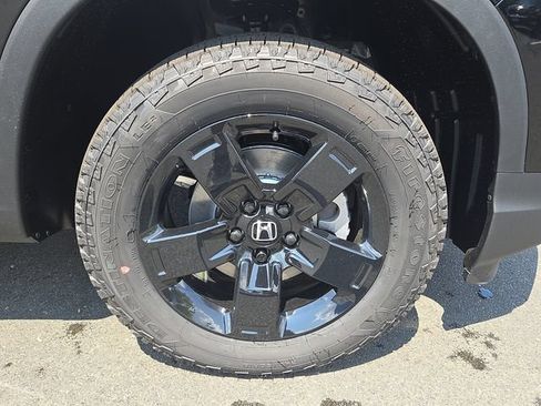 New 2026 Honda Ridgeline Black Edition image 8