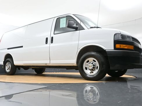 Used 2024 Chevrolet Express 3500 Extended w/ Driver Convenience Package image 45