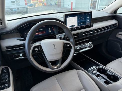 Used 2024 Lincoln Corsair Reserve FWD image 24