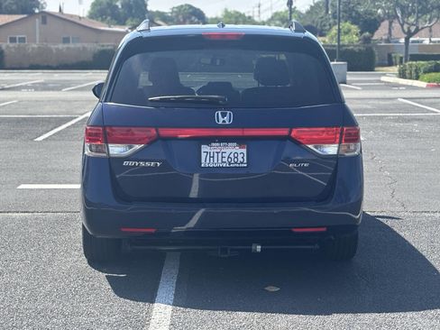 Used 2014 Honda Odyssey Touring Elite image 6