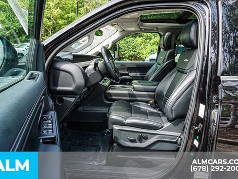 Used 2025 Ford Expedition Max Platinum AWD/4WD image 21