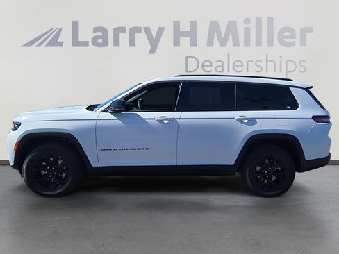 New 2026 Jeep Grand Cherokee L 4WD image 2