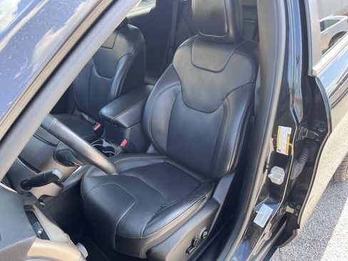 Used 2016 Jeep Cherokee Limited AWD/4WD image 21