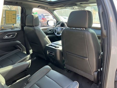 Used 2021 Chevrolet Tahoe Premier w/ Premium Package AWD/4WD image 27