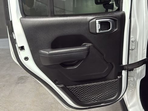 Used 2023 Jeep Wrangler Unlimited w/ Sun & Screen Package AWD/4WD image 25