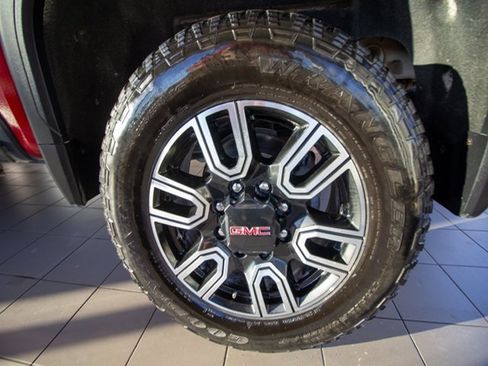 Used 2022 GMC Sierra 2500 AT4 w/ Gooseneck/5TH Wheel Package image 25