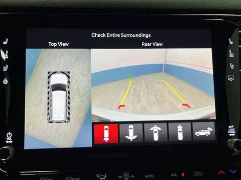 New 2026 Jeep Grand Wagoneer 4WD image 14