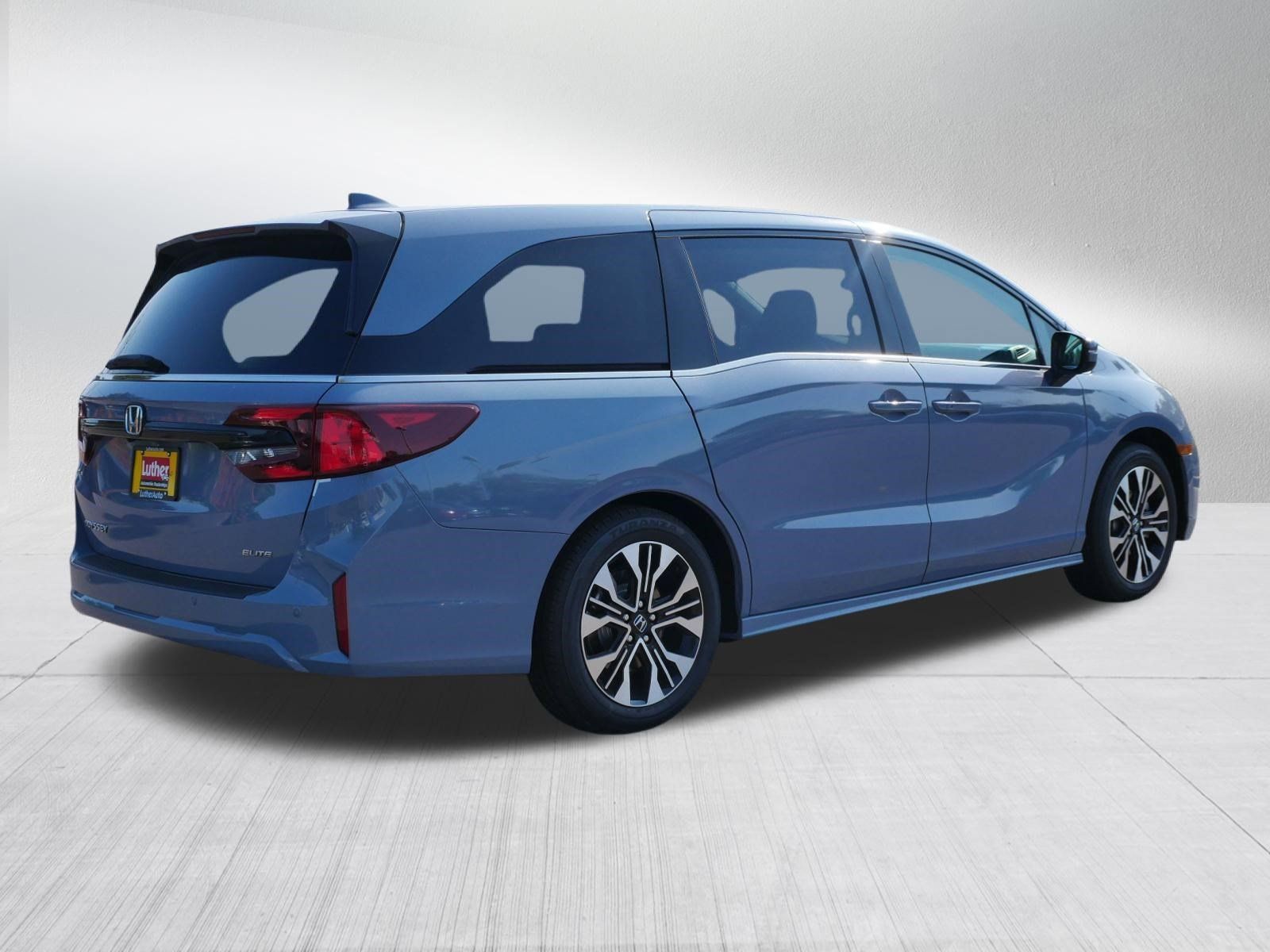 New 2027 Honda Odyssey Elite image 7