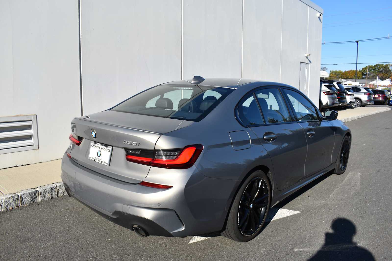 Used 2022 BMW 330i xDrive Sedan w/ M Sport Package AWD/4WD image 5