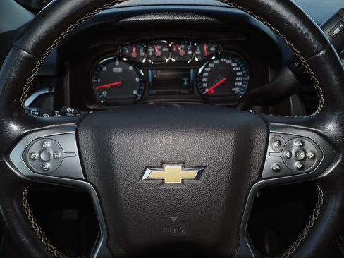 Used 2019 Chevrolet Tahoe LS image 32